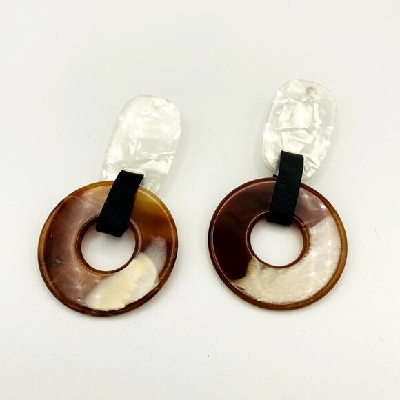 Amrita Singh Resin and Faux Leather Large Statement Earrings - Picture 5 of 6